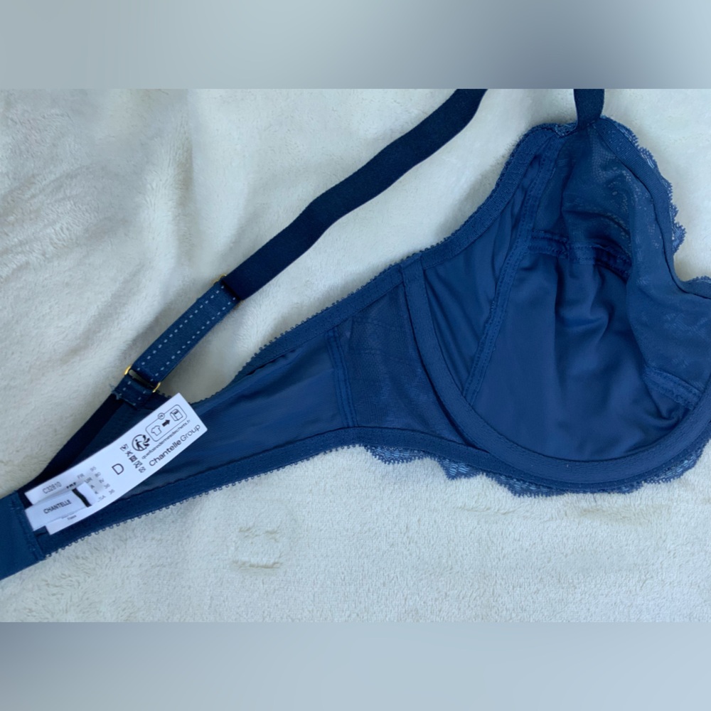 Chantelle Rive Gauche Side Support Bra 36D,Danube Blue/Mist - Picture 7 of 8